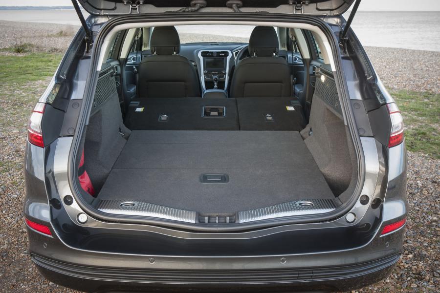  Ford Mondeo Estate 2014 года  (фото 14 из 17)